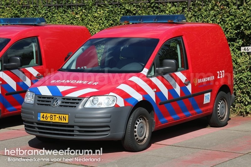 237 Personeels/Materiaalvoertuig