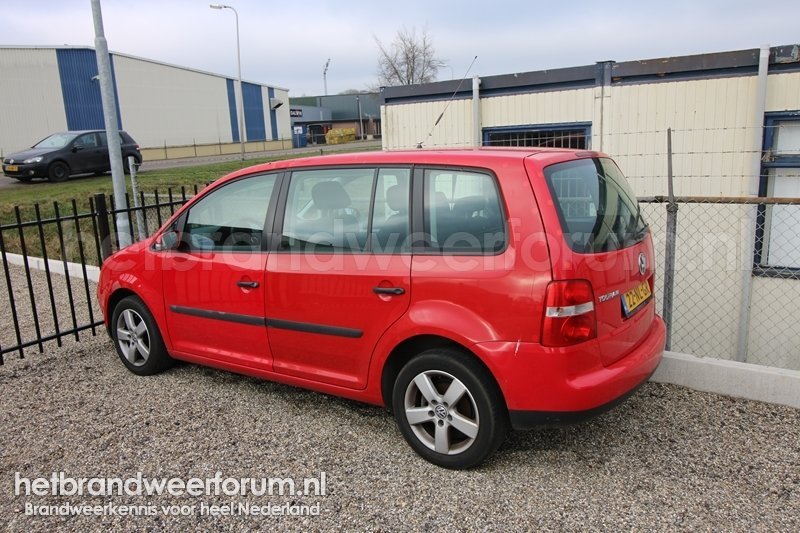 03-8604 Dienstauto (22-NL-GR)