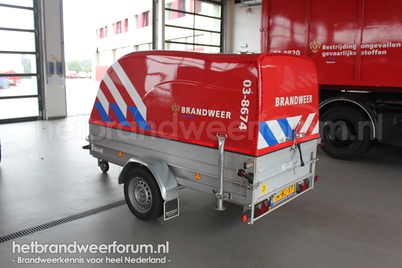 03-8674 Motorspuitaanhanger