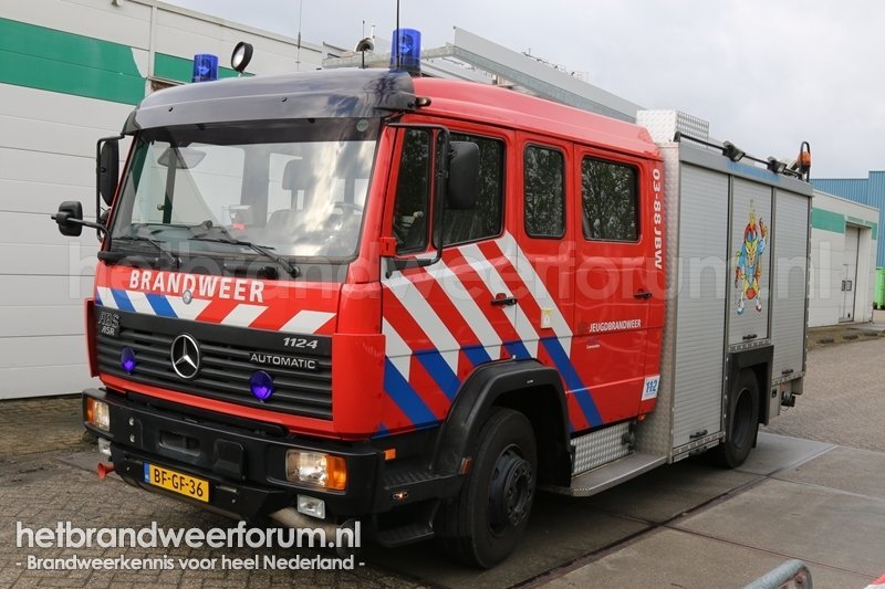03-88JBW Jeugdbrandweer voertuig