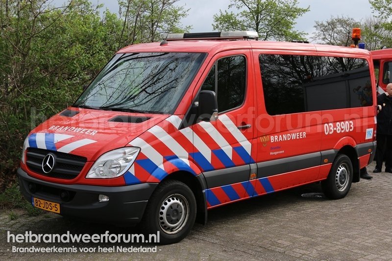 03-8903 Dienstbus