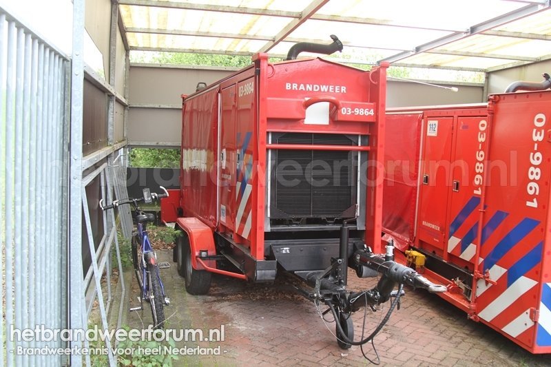 03-9864 Dompelpompaanhanger
