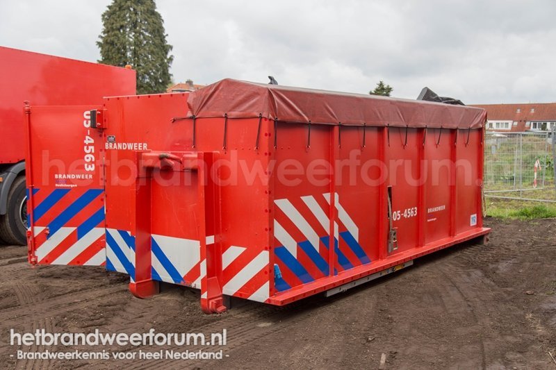 05-4563 Dompelpomphaakarmbak