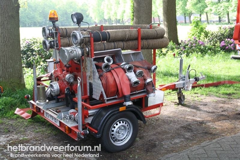 05-5262 Personeels/Materiaalvoertuig