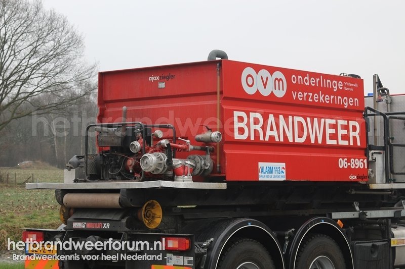 06-8961 Watertankhaakarmbak