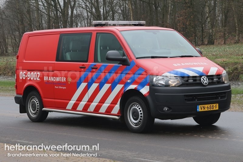 06-9002 Personeels/Materiaalvoertuig