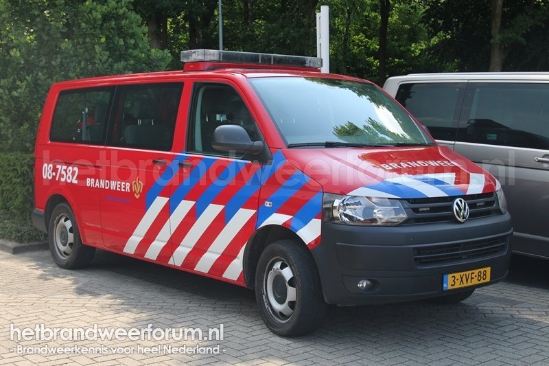 08-7582 Dienstbus