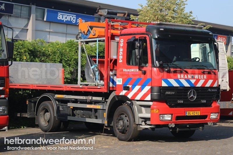 09-8684 Haakarmvoertuig