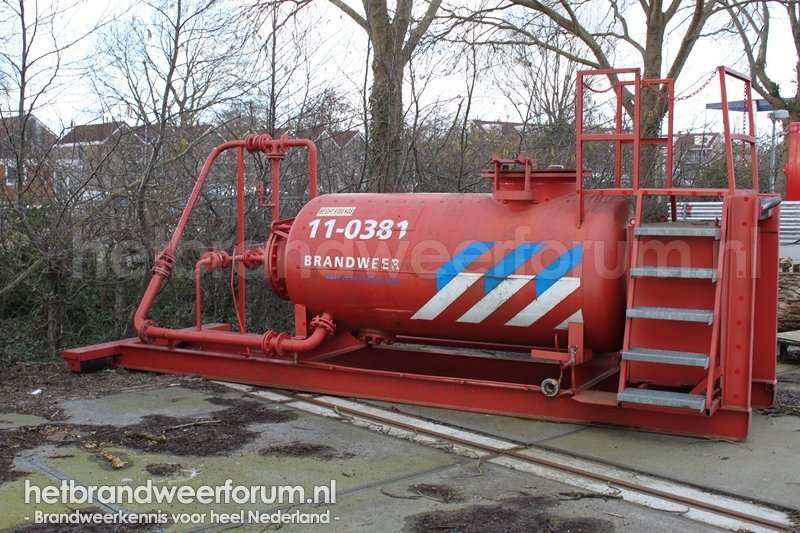 11-0381 Bijzonder Materialen Haakarmbak