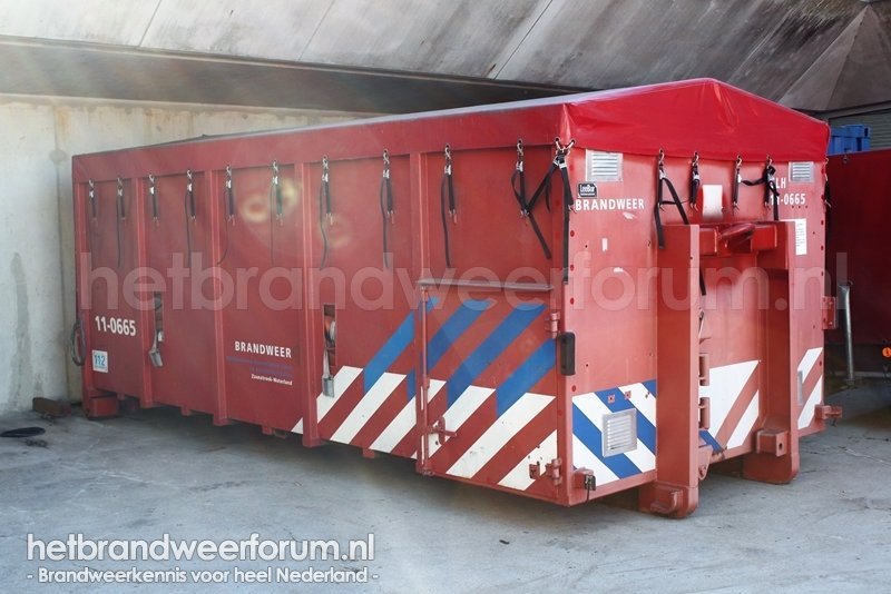 11-0665 Slangenhaakarmbak