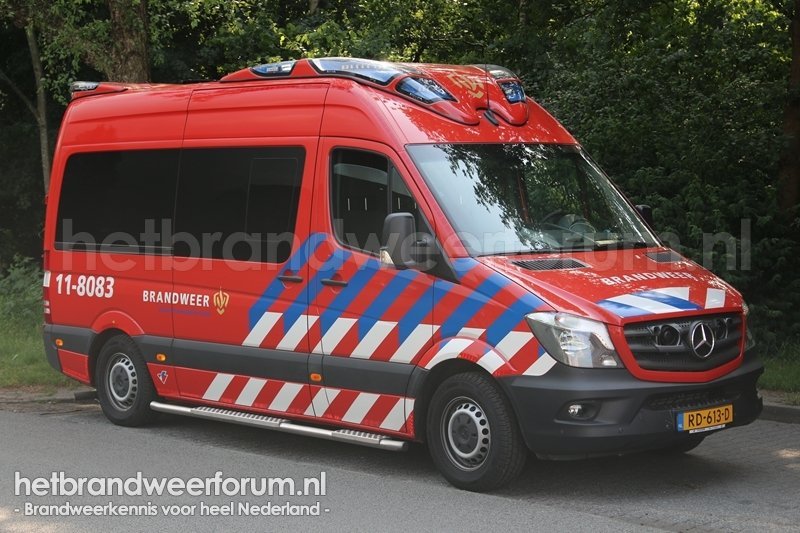 11-8083 Dienstbus