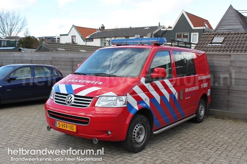 11-8087 Personeels/Materiaalvoertuig