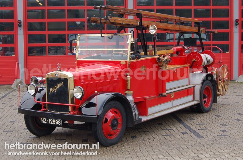 13 Autospuit