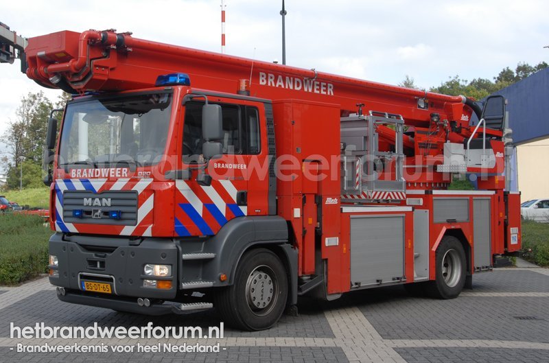 07-3151 Hoogwerker