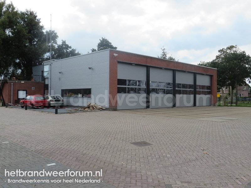 Oranjelaan 77, te Lisse