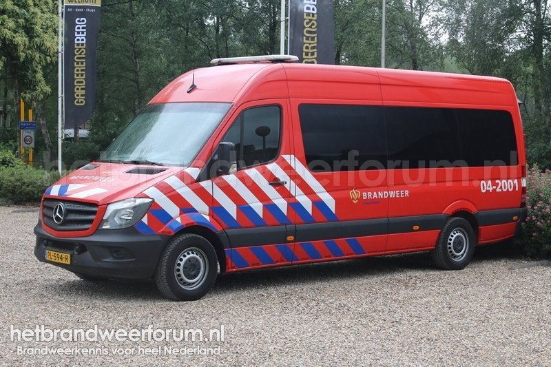 04-2001 Dienstbus