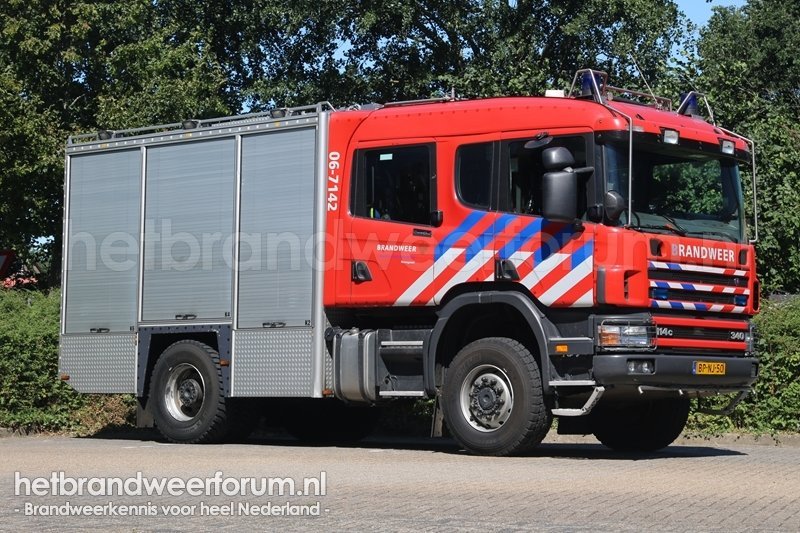 06-7142 Tankautospuit
