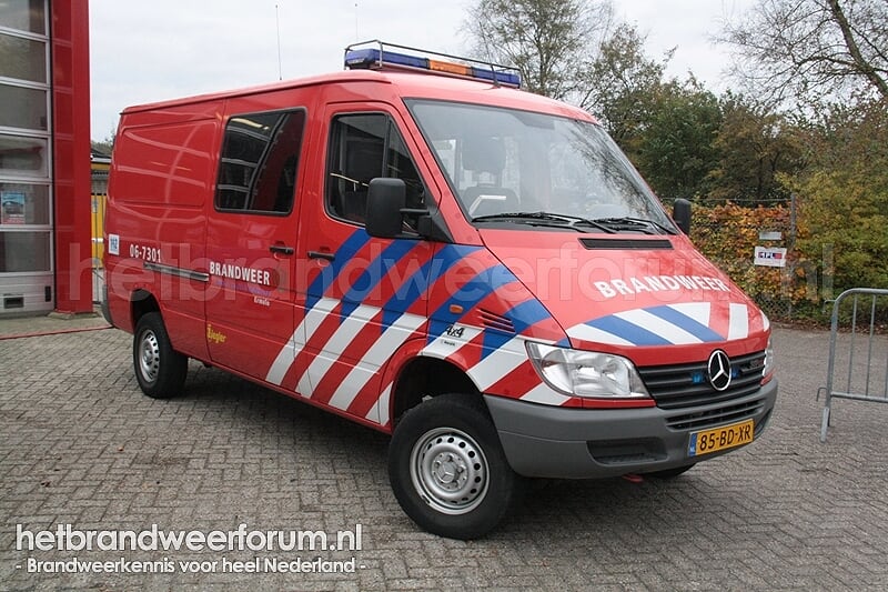 06-7301 Personeels/Materiaalvoertuig