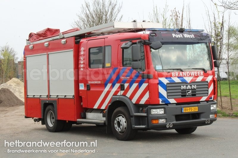 08-2332 Tankautospuit