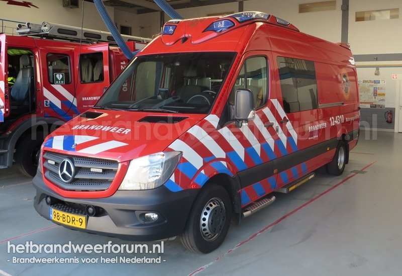 12-4310 Waterongevallenvoertuig