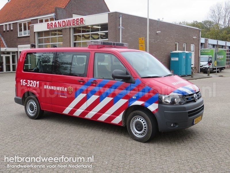 16-3201 Dienstbus