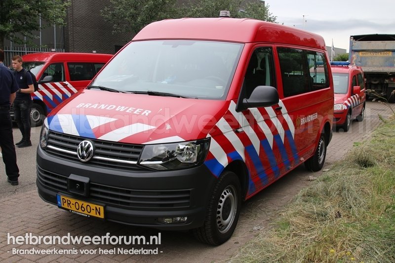 17-06 Dienstbus