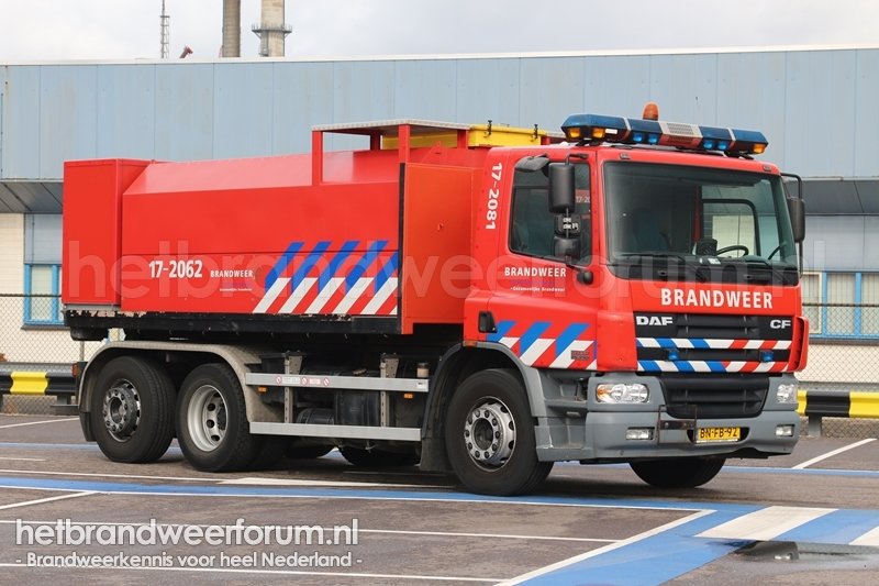 17-2081 Haakarmvoertuig (BN-FB-92)