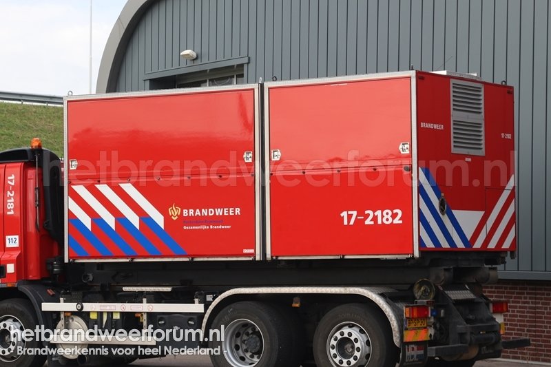 17-2182 Bijzonder Materialen Haakarmbak