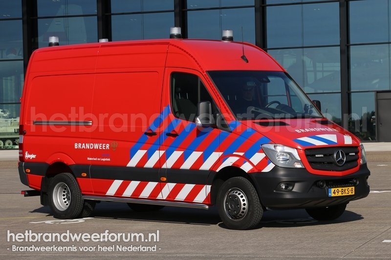 09-00TD Gereedschaps/Materiaalvoertuig