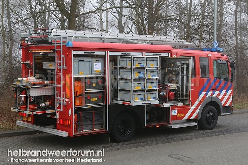 06-8171 Hulpverleningsvoertuig