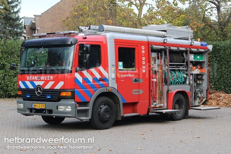 06-9038 Tankautospuit