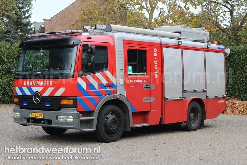 06-9038 Tankautospuit