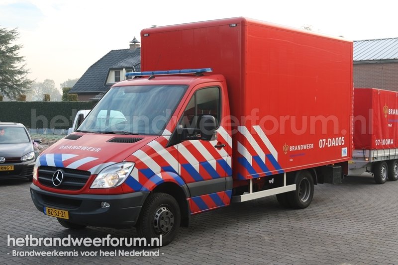 07-DA005 Vrachtwagen