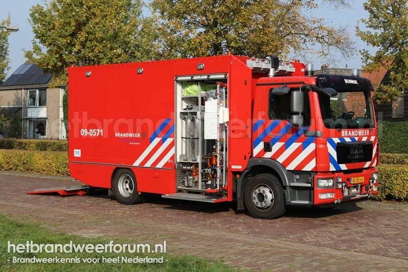09-0571 Hulpverleningsvoertuig