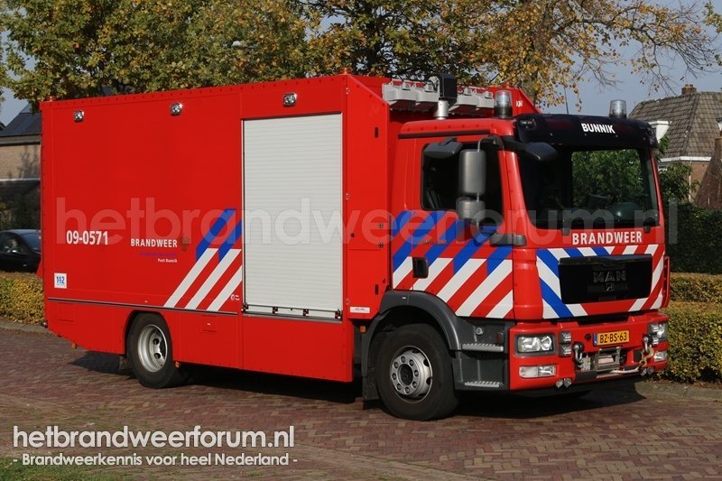 09-0571 Hulpverleningsvoertuig