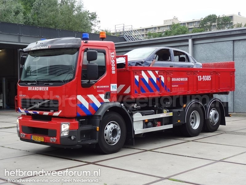 13-9088 Haakarmvoertuig