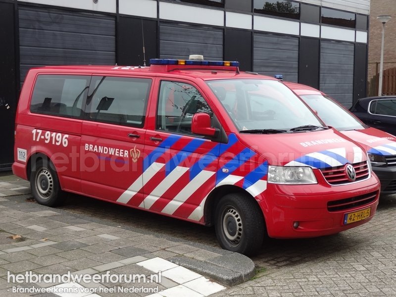 17-9196 Dienstbus (02-HJK-4)