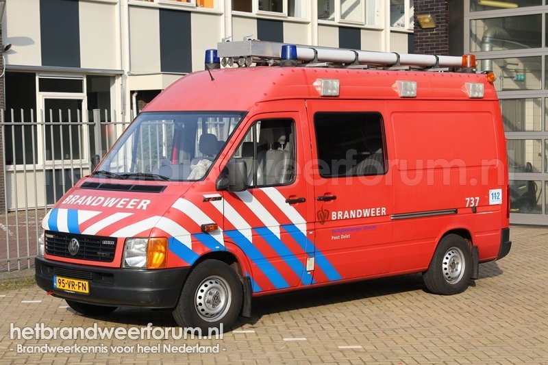737 Personeels/Materiaalvoertuig