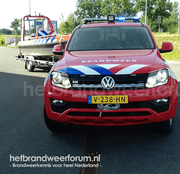 03-8601 Personeels/Materiaalvoertuig