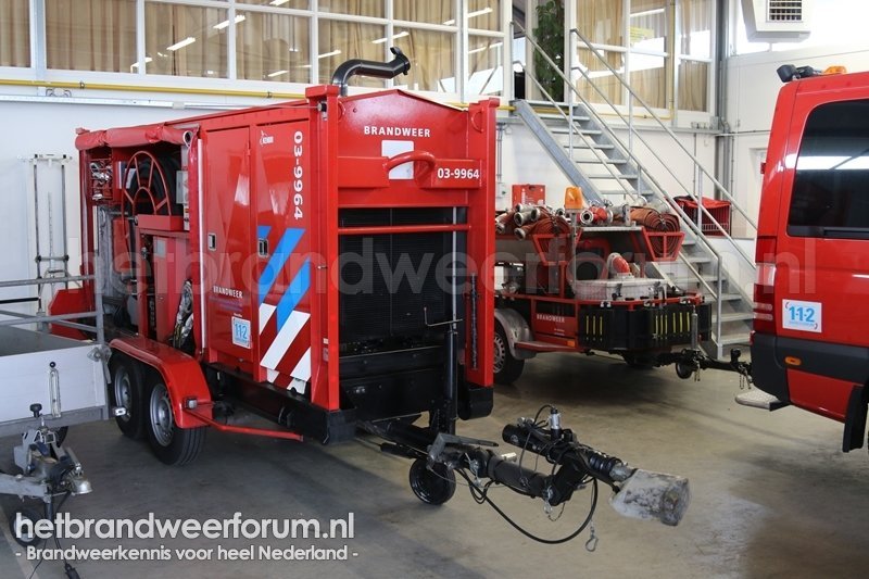 03-9964 Dompelpompaanhanger