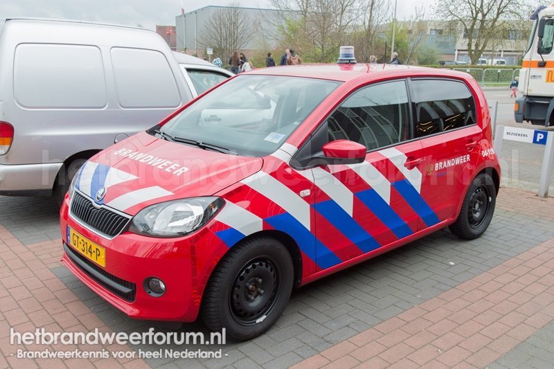 04-1190 Dienstauto (GT-314-P)