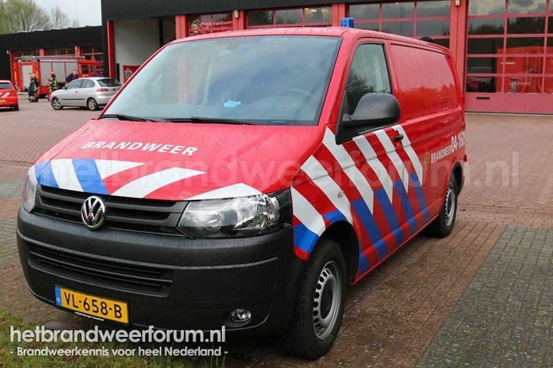 04-1609 Personeels/Materiaalvoertuig