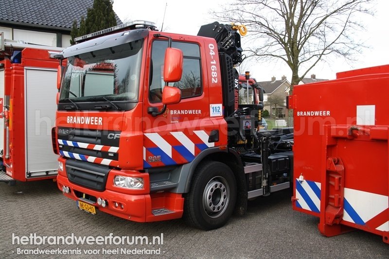 04-1682 Haakarmvoertuig