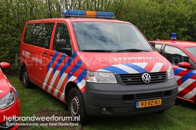 04-2001 Dienstbus (93-XZ-RJ)