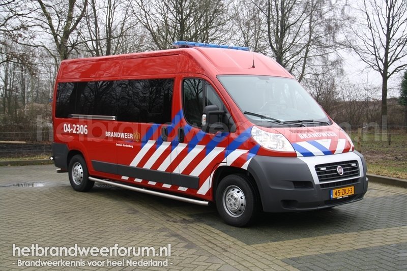 04-2306 Dienstbus