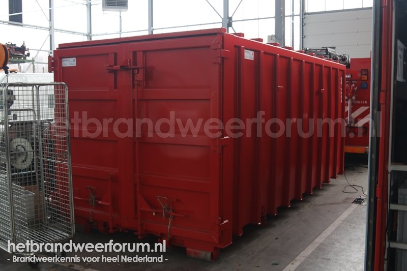 06-7588 Bijzonder Materialen Haakarmbak