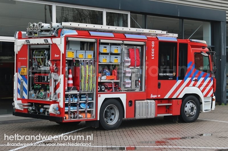 09-3931 Tankautospuit