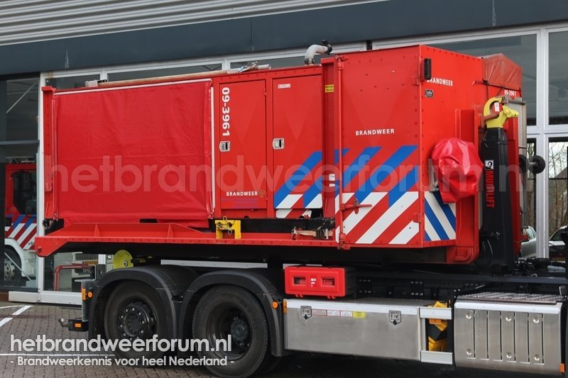 09-3961 Dompelpomphaakarmbak