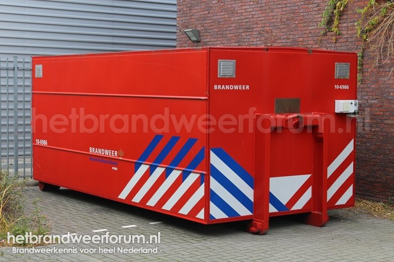 10-6986 Bijzonder Materialen Haakarmbak