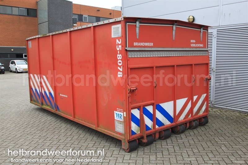 25-8078 Hulpverleningshaakarmbak Rampenterrein Verlichting